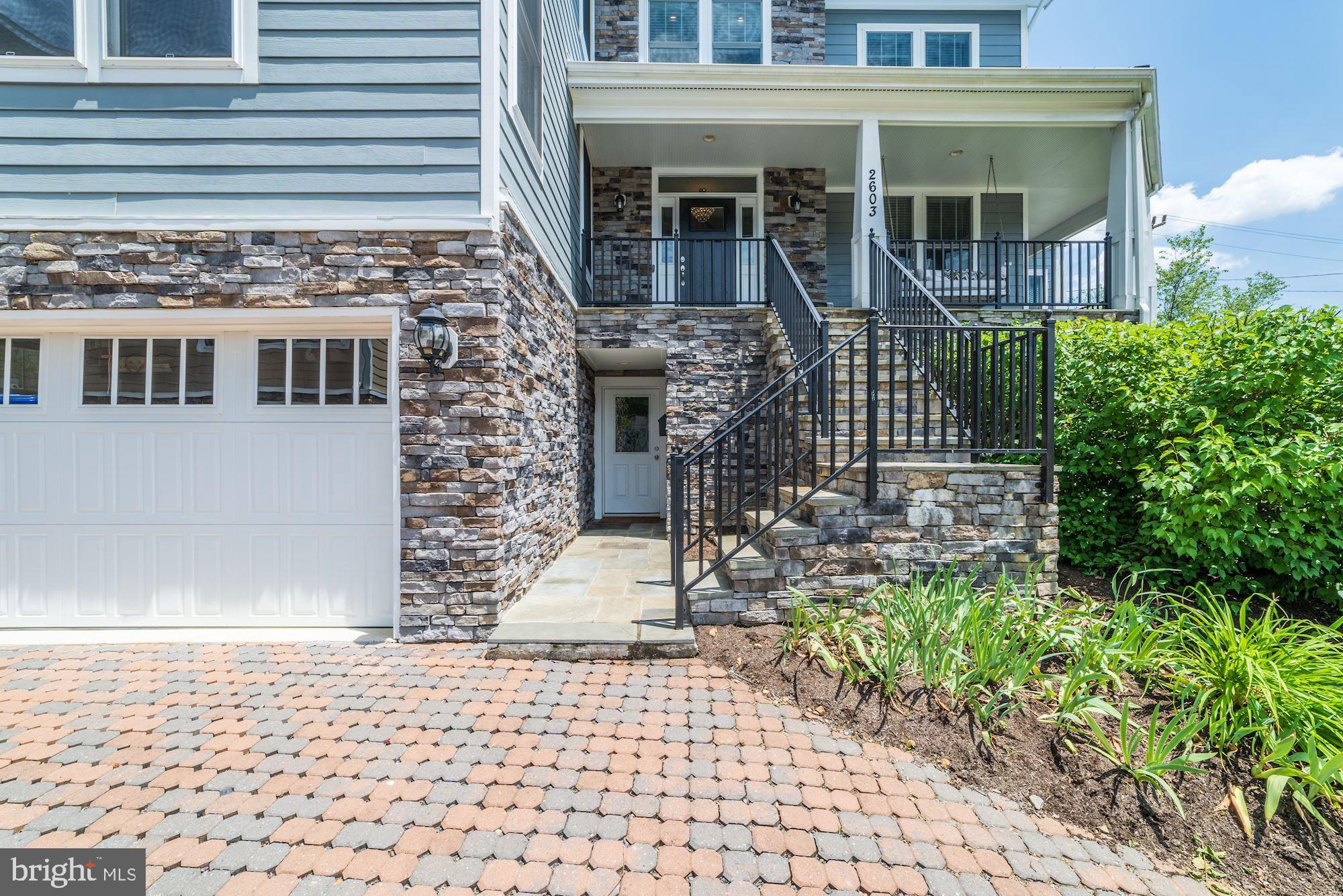 LYON PARK - Residential