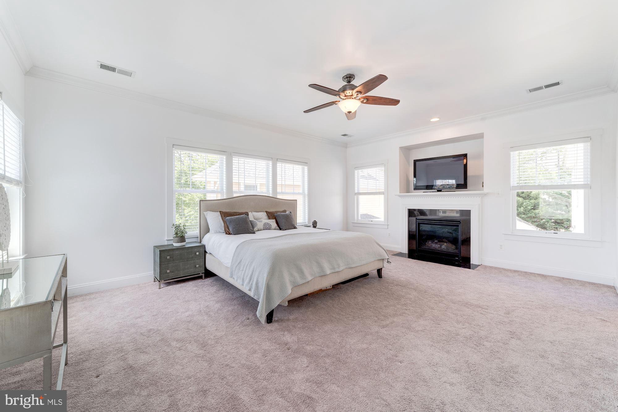 LYON PARK - Residential