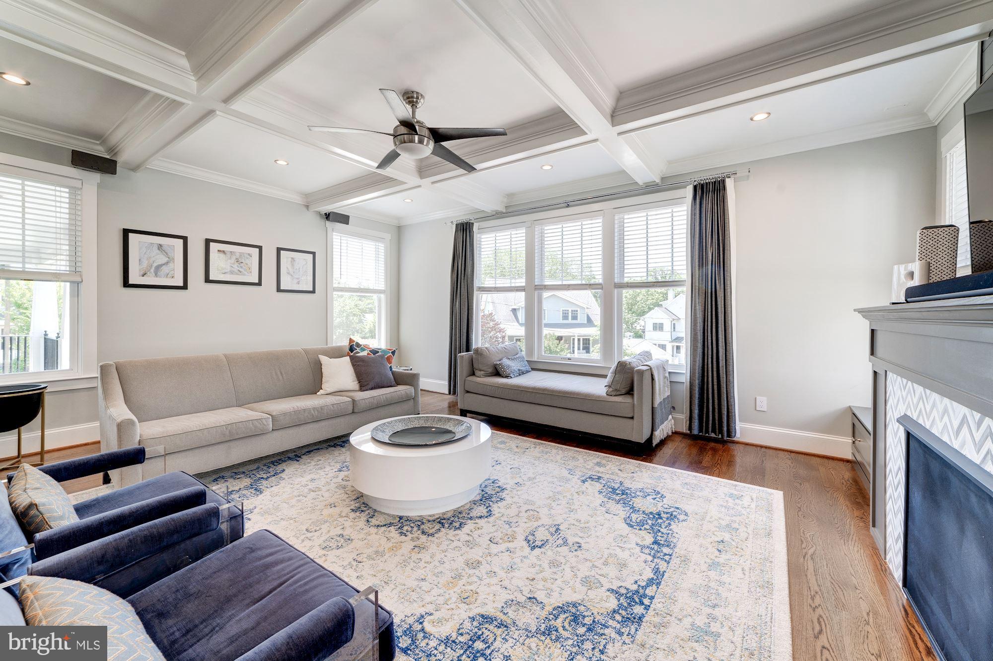 LYON PARK - Residential