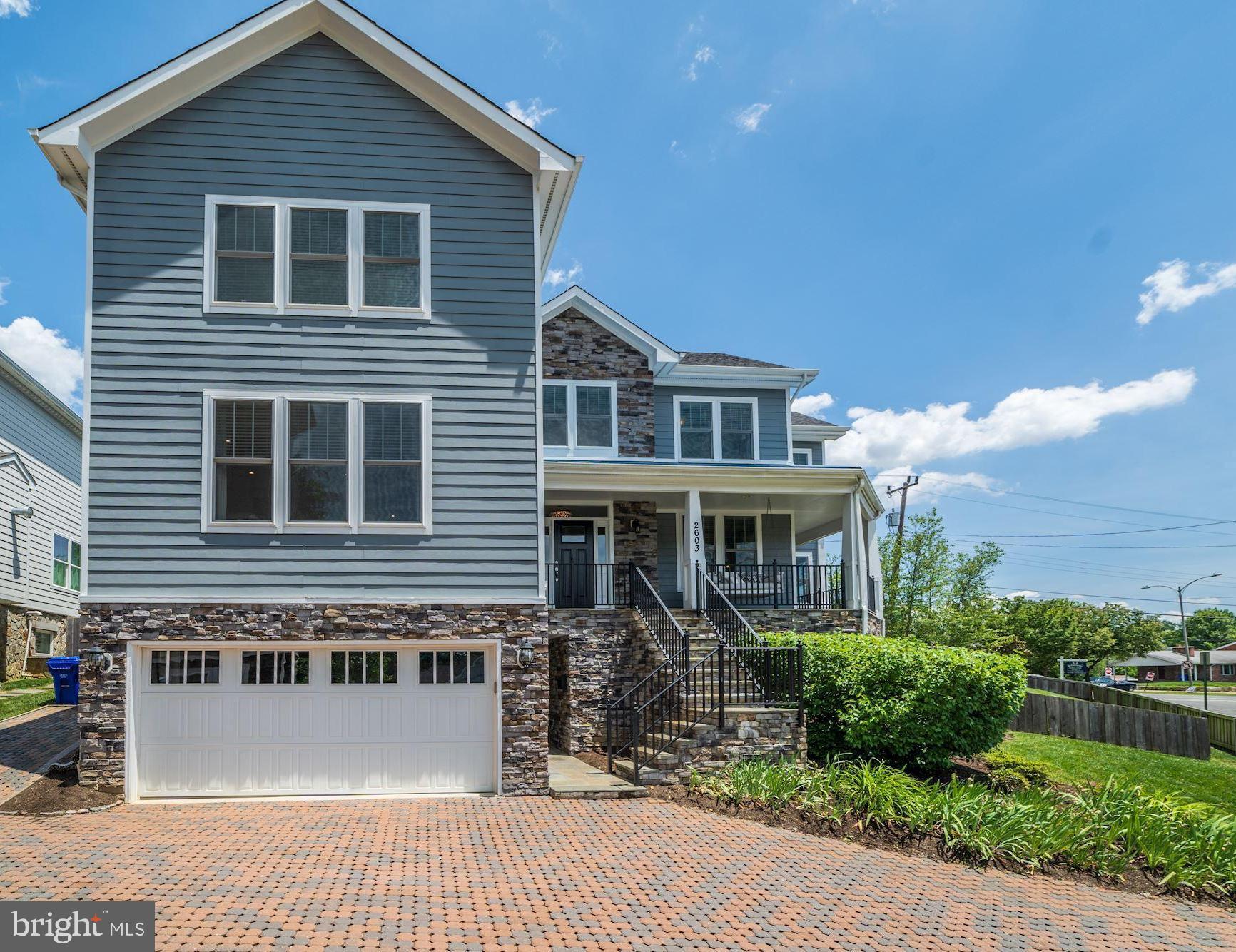 LYON PARK - Residential