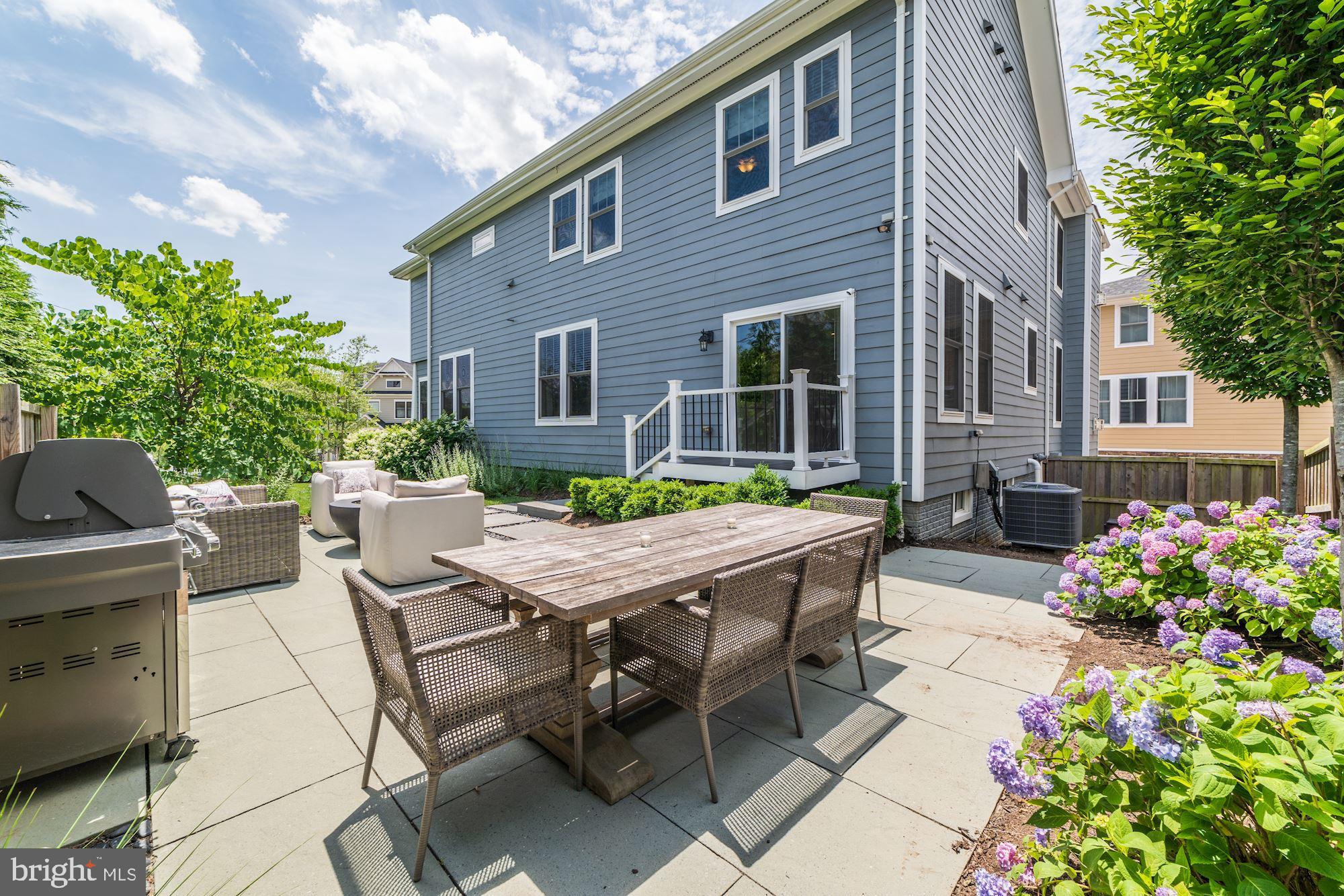 LYON PARK - Residential