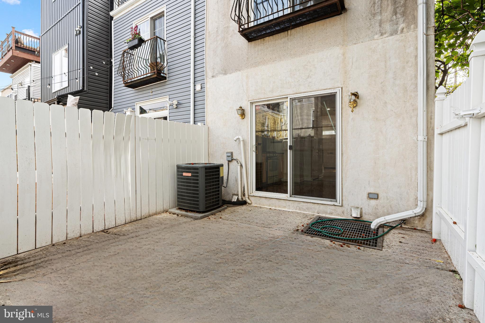 GRADUATE HOSPITAL - Residential