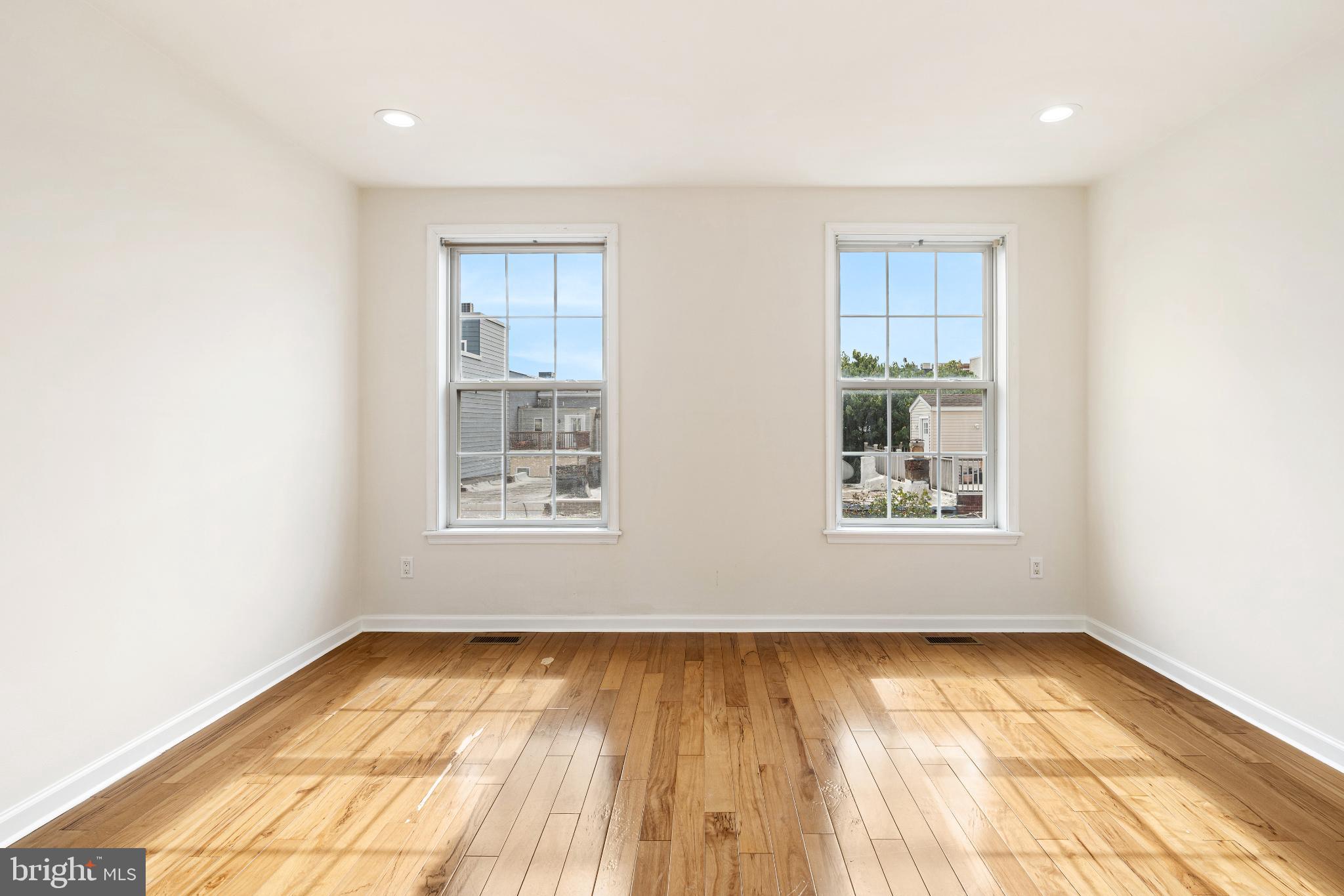 GRADUATE HOSPITAL - Residential