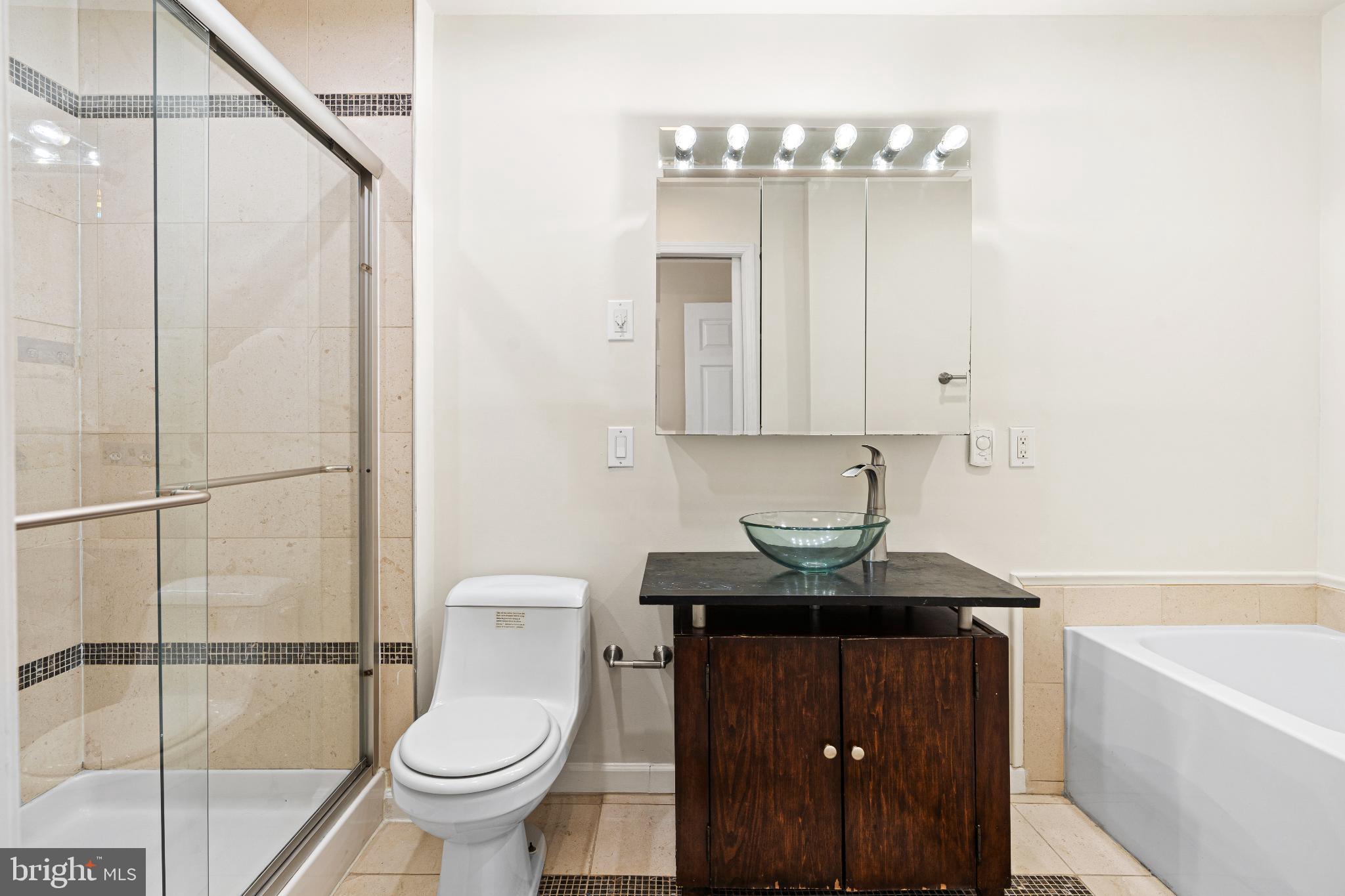 GRADUATE HOSPITAL - Residential