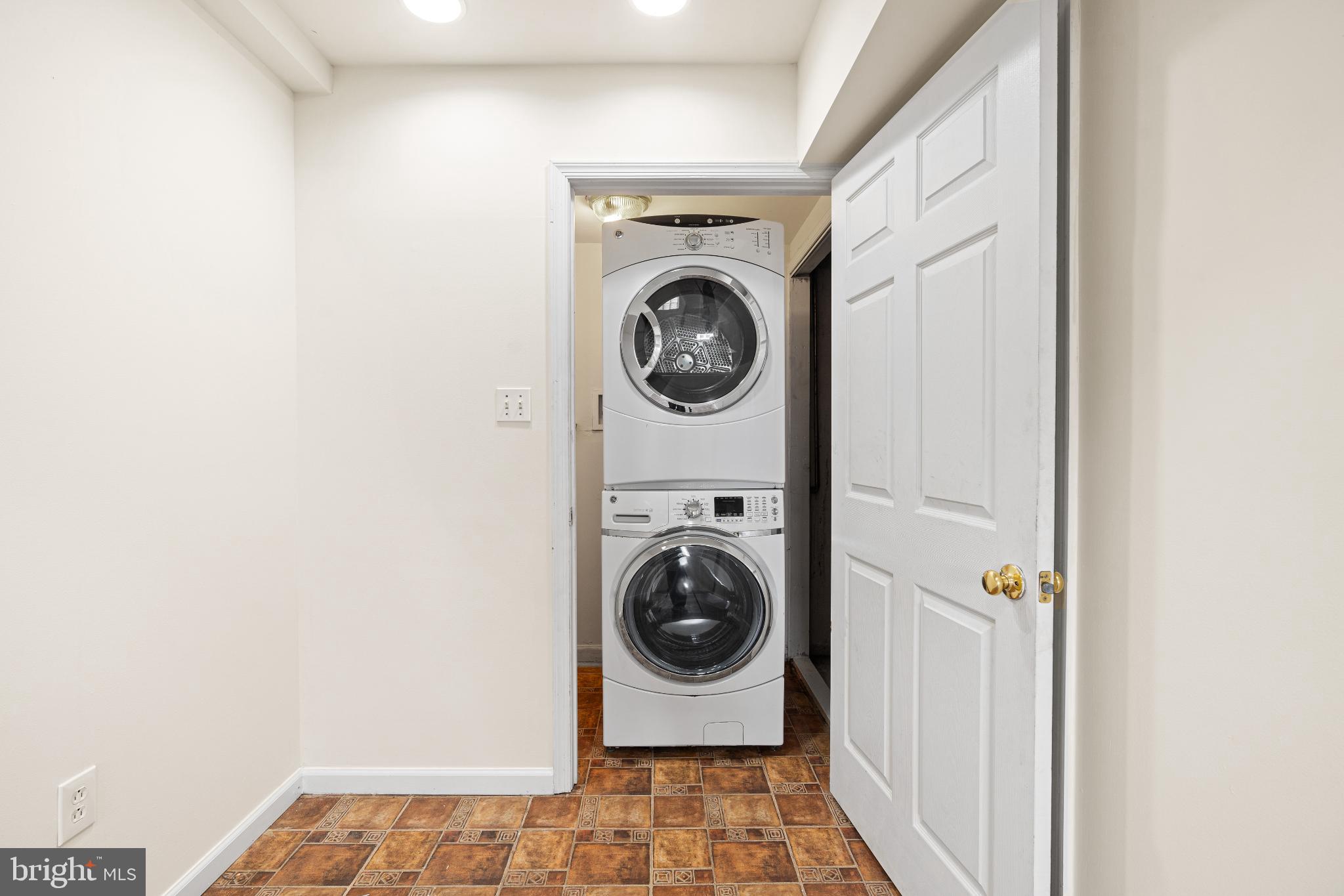 GRADUATE HOSPITAL - Residential