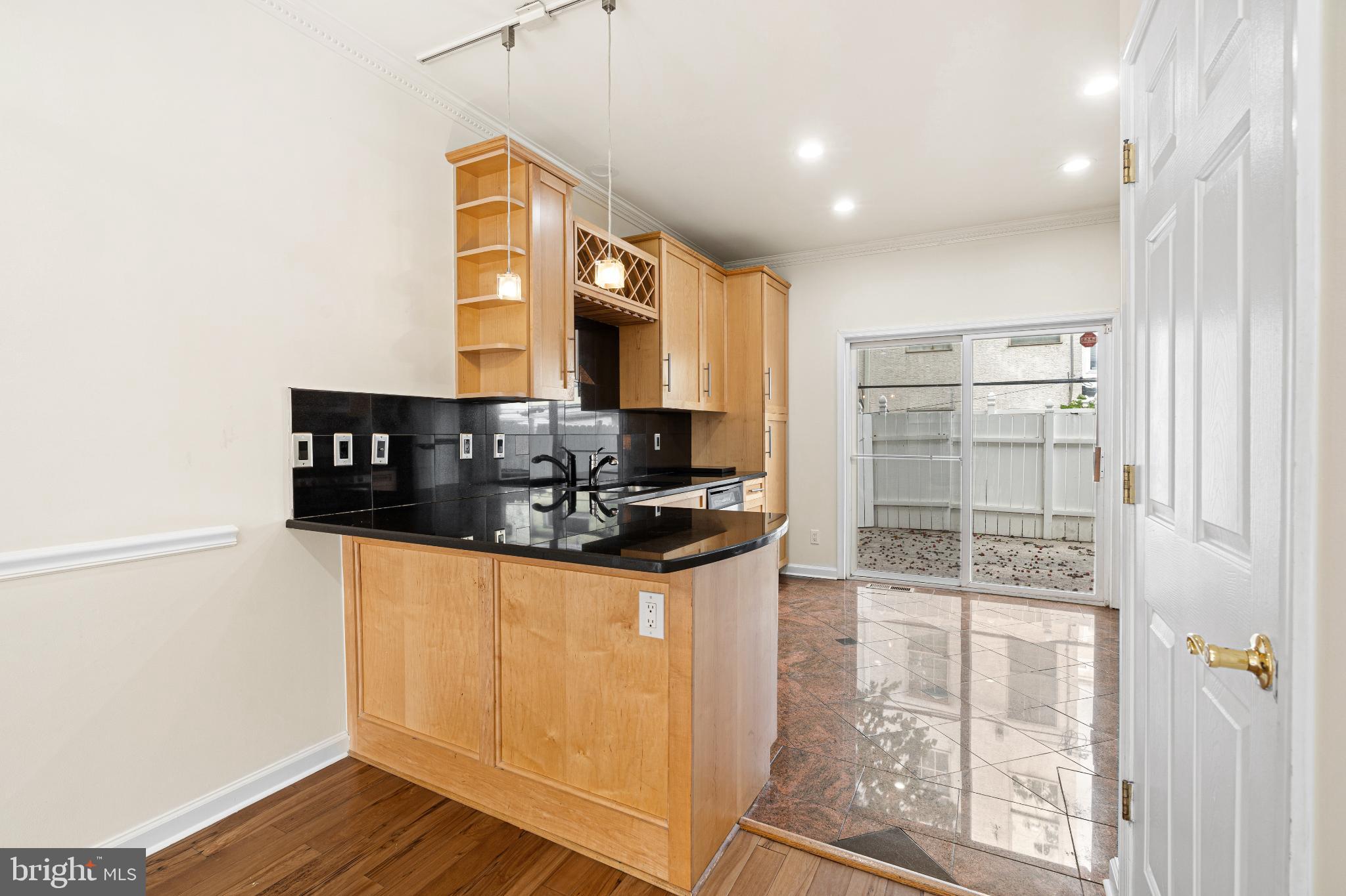 GRADUATE HOSPITAL - Residential