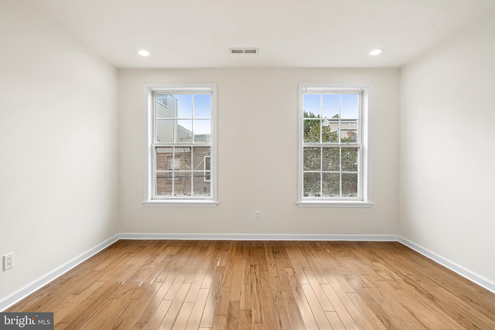 GRADUATE HOSPITAL - Residential