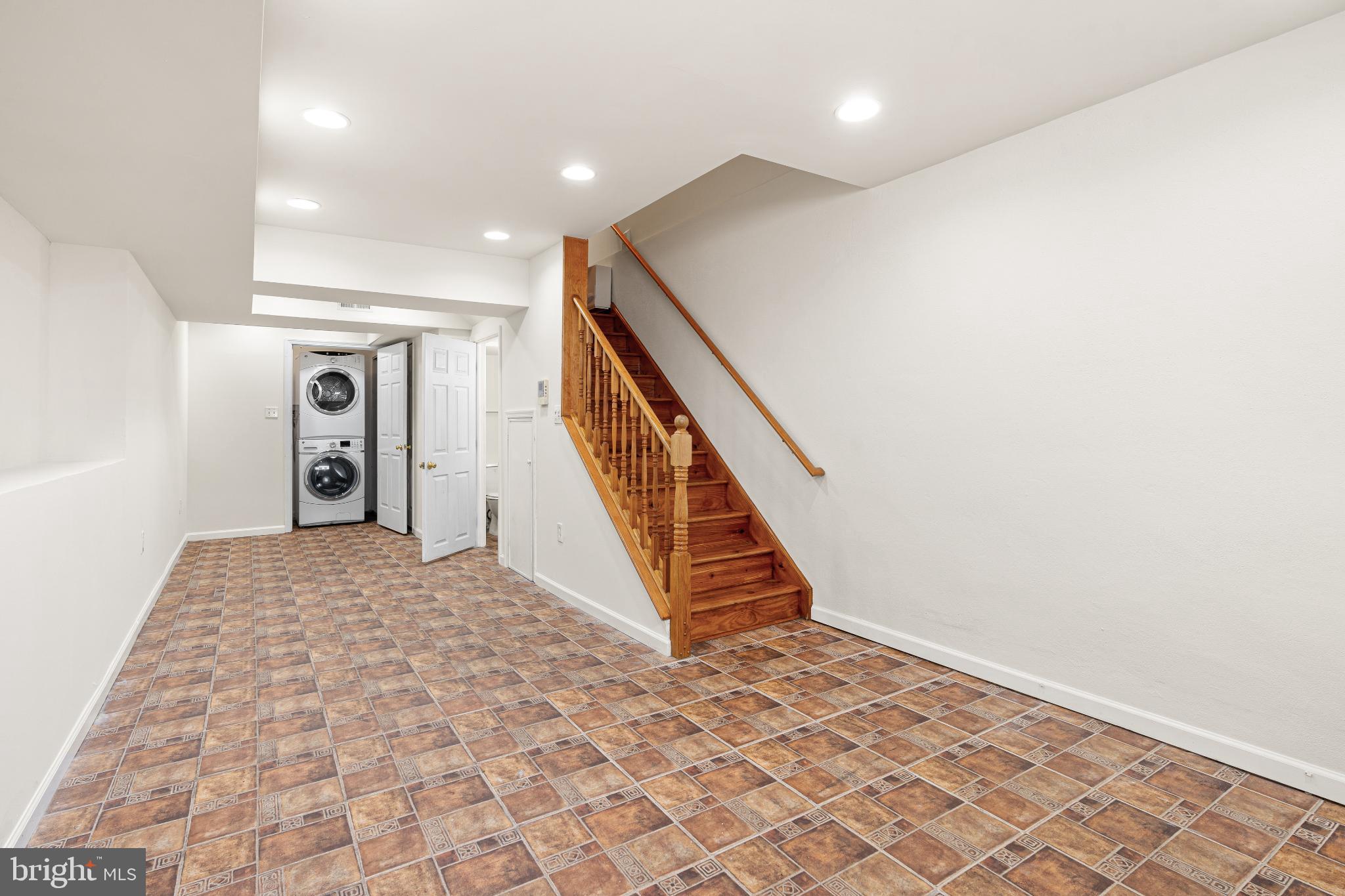 GRADUATE HOSPITAL - Residential