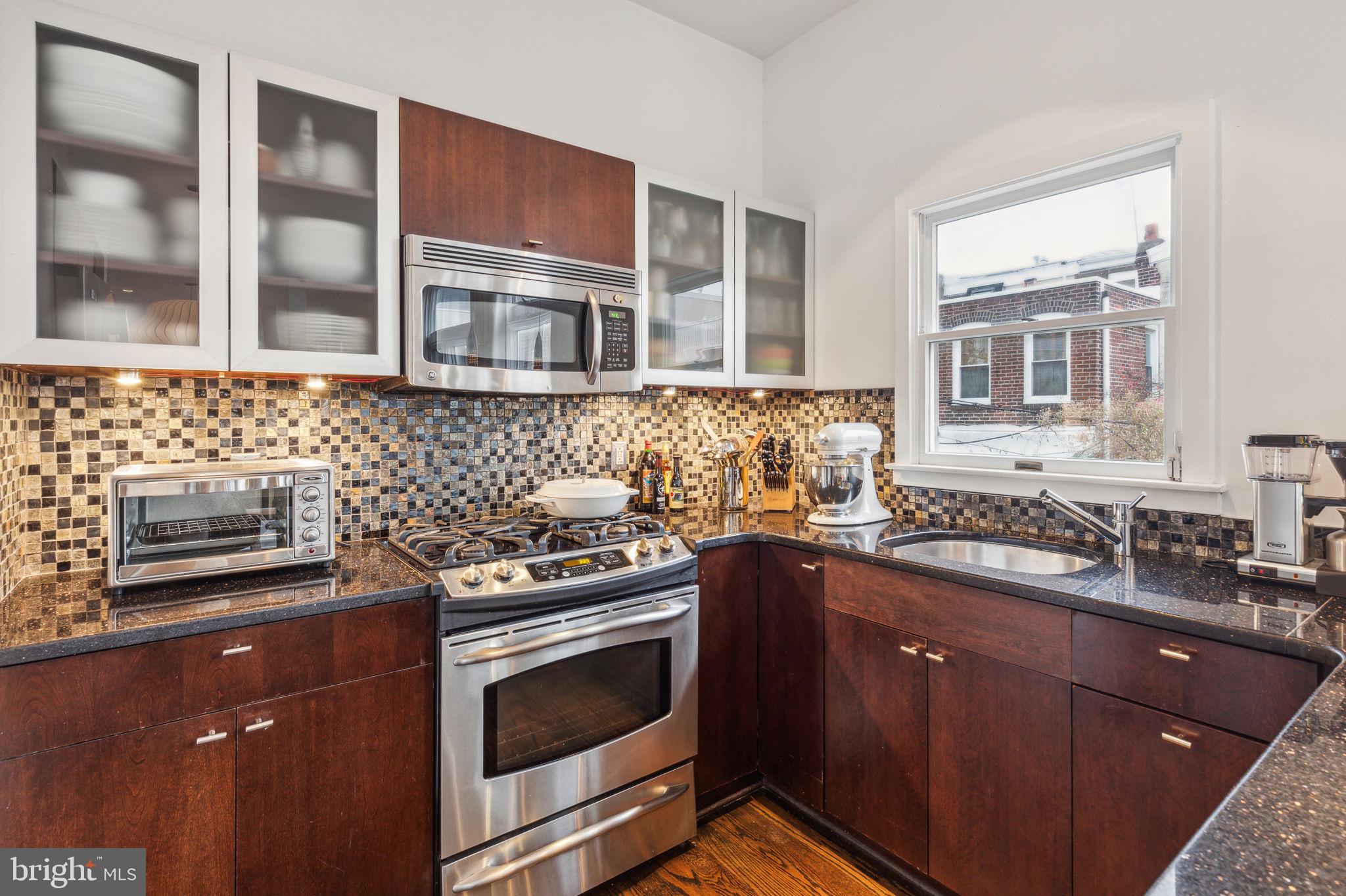 FAIRMOUNT - Residential
