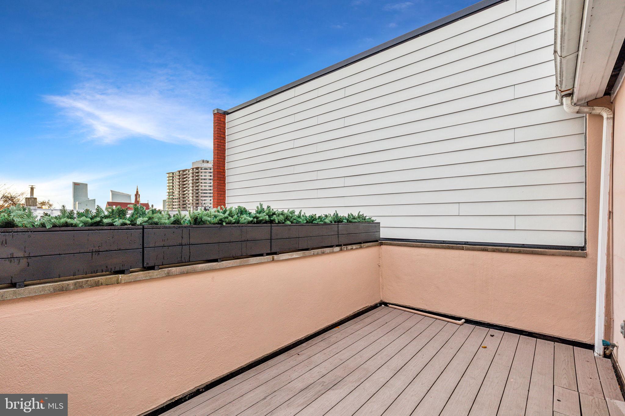FAIRMOUNT - Residential