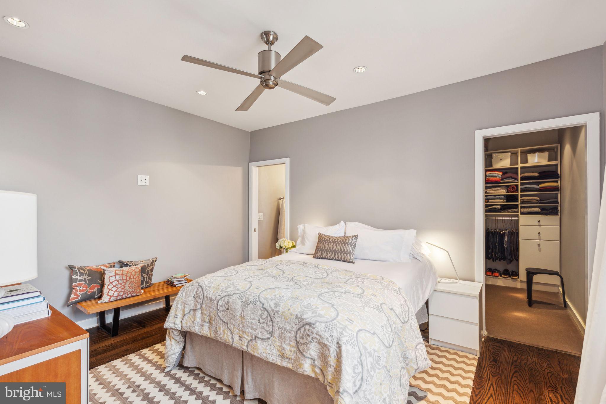 FAIRMOUNT - Residential