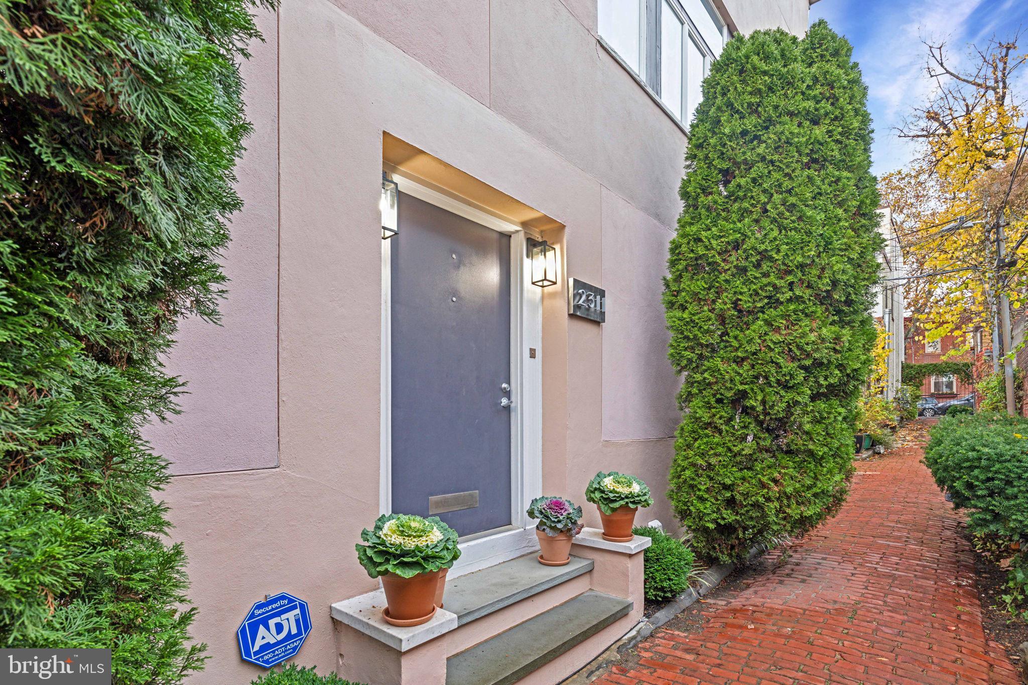 FAIRMOUNT - Residential