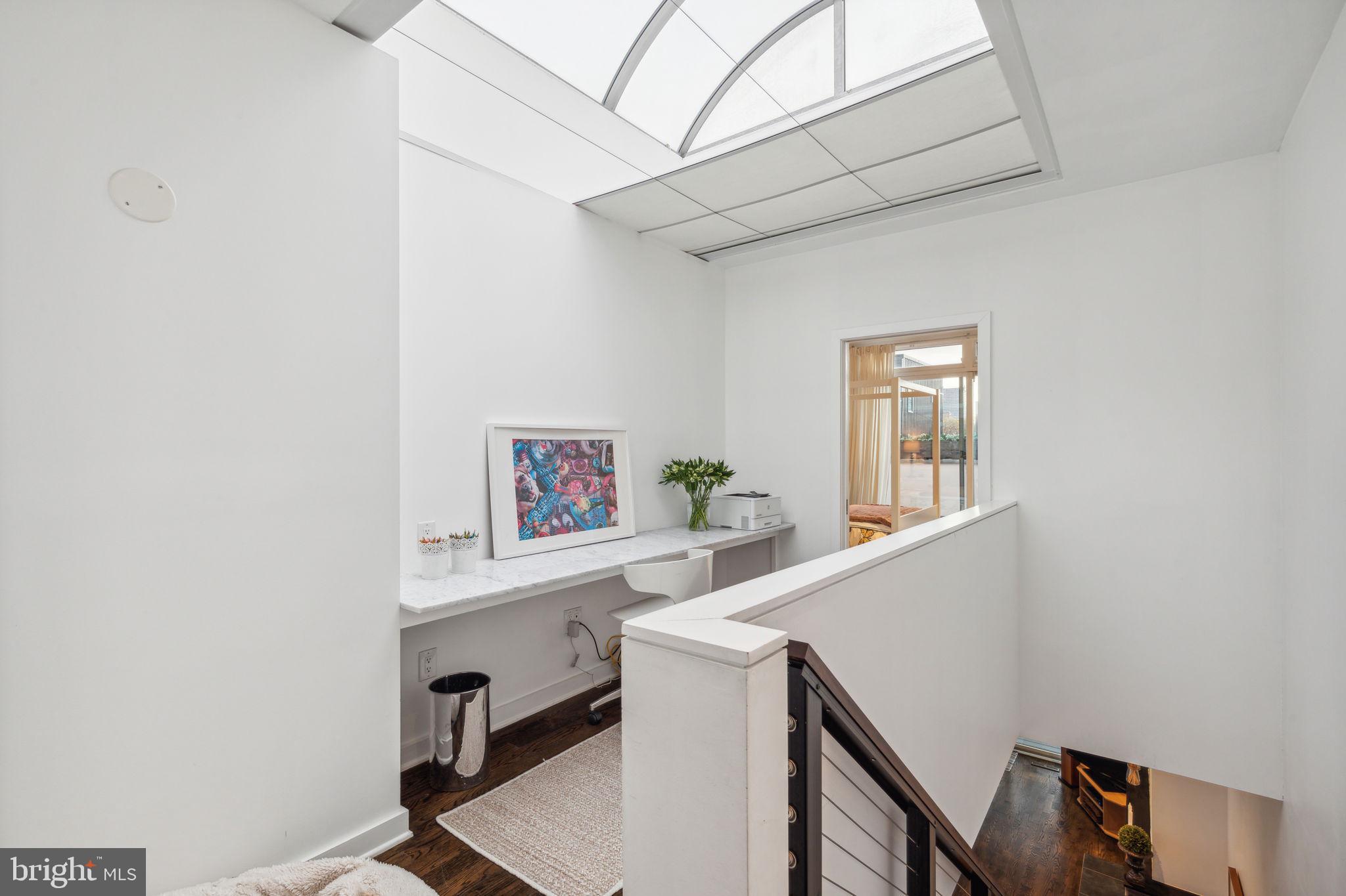FAIRMOUNT - Residential