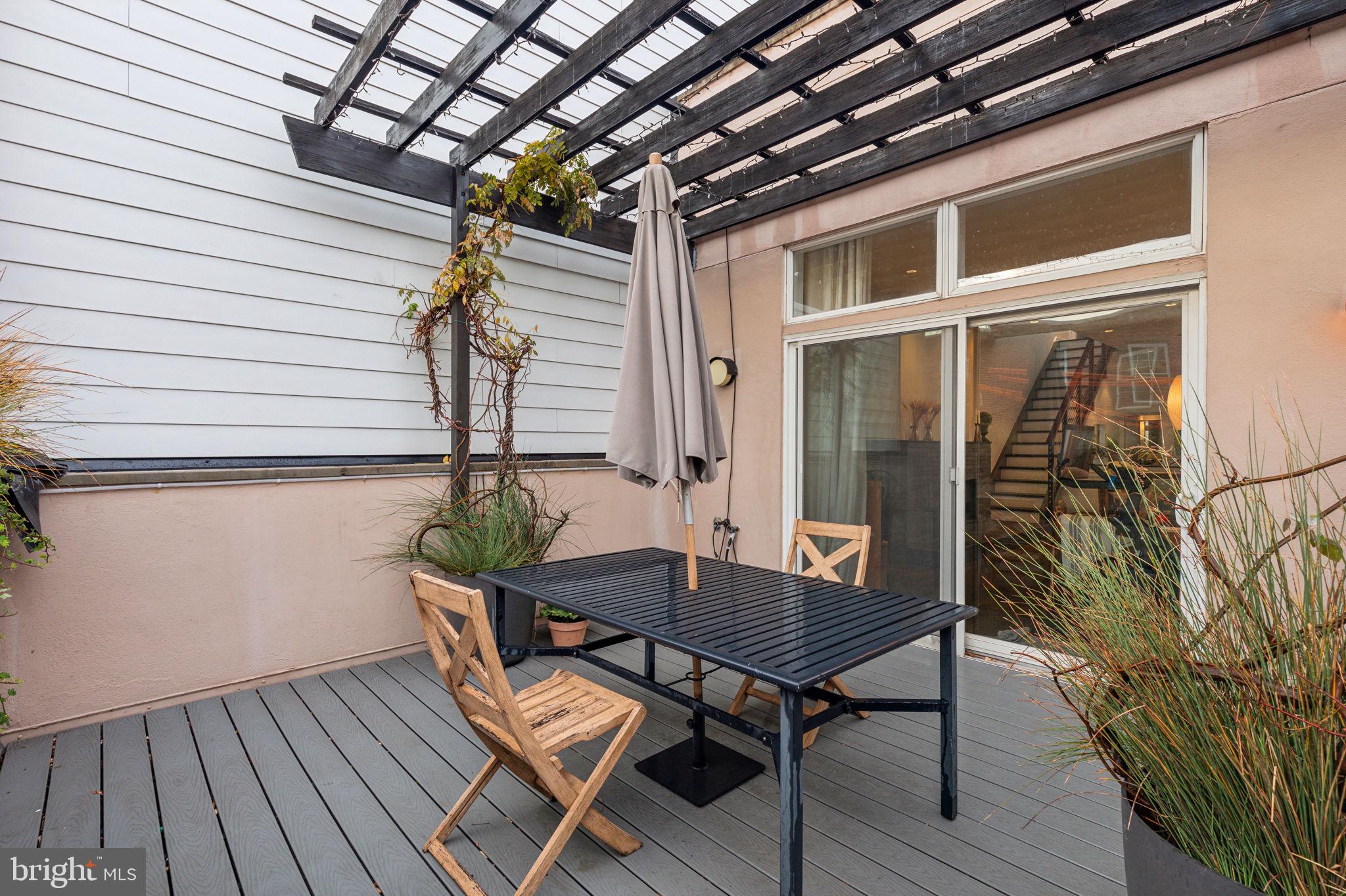 FAIRMOUNT - Residential