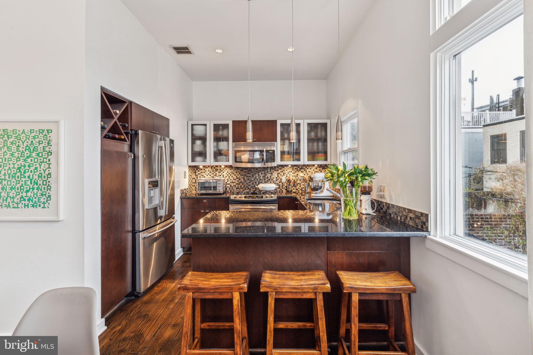 FAIRMOUNT - Residential