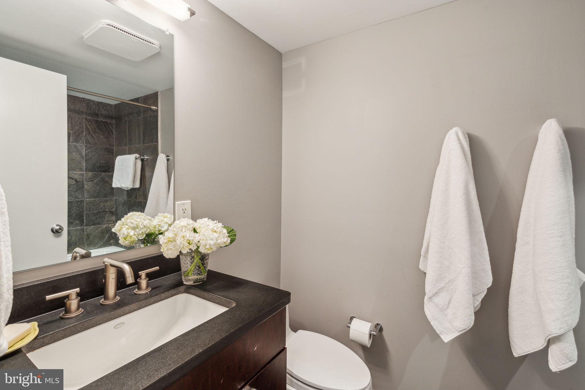 FAIRMOUNT - Residential