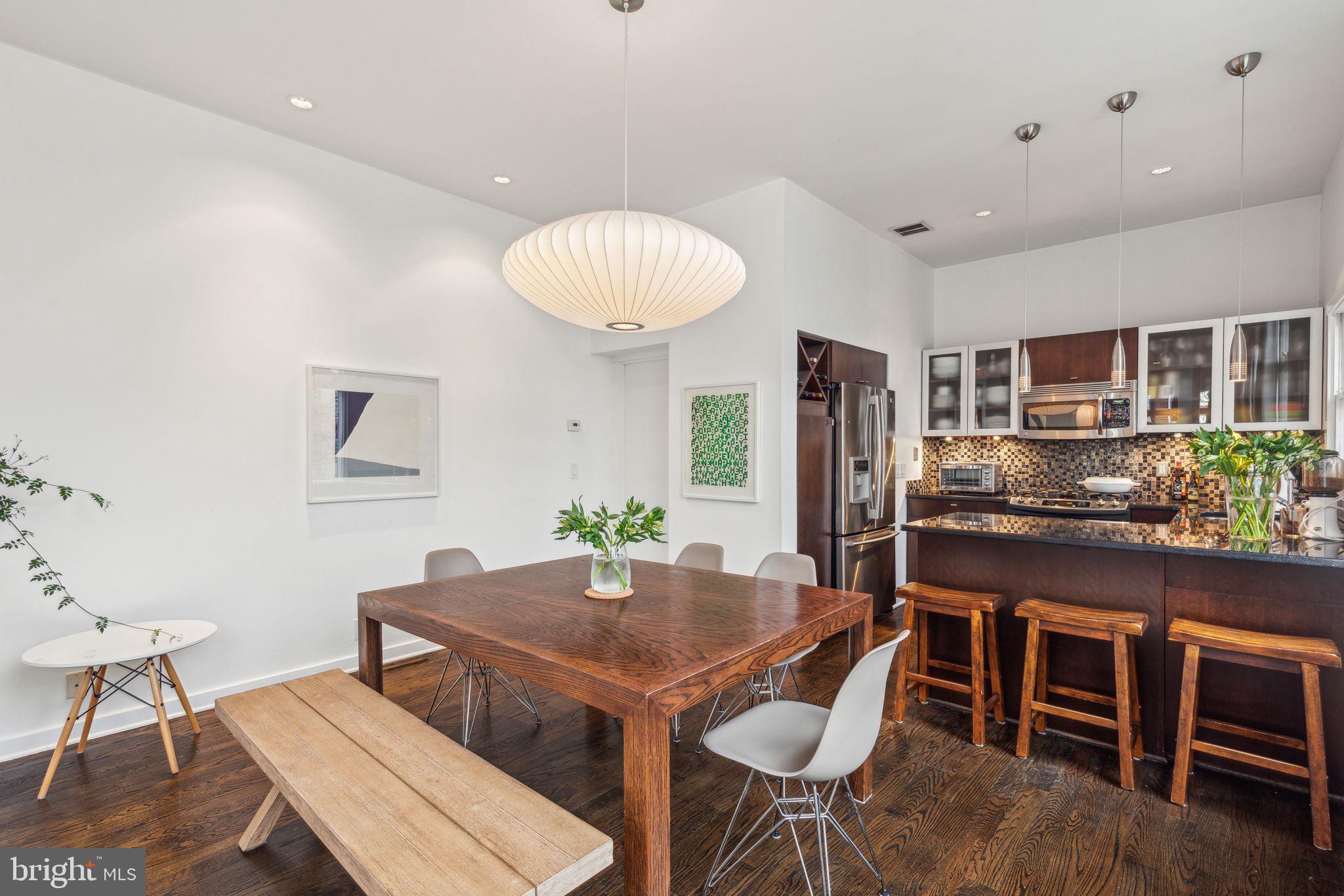 FAIRMOUNT - Residential