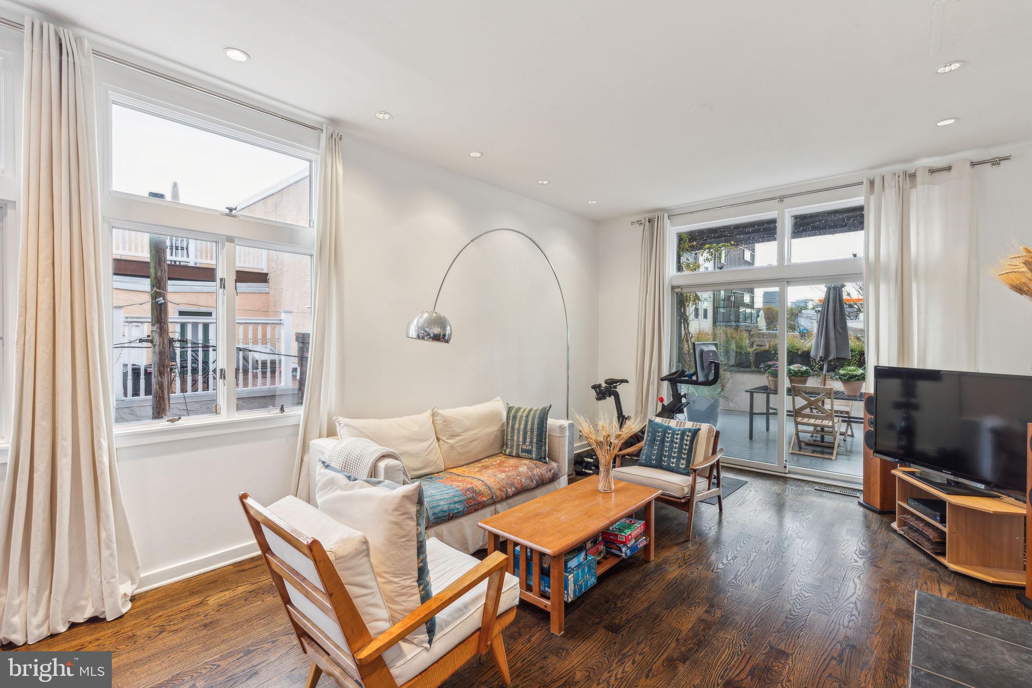 FAIRMOUNT - Residential