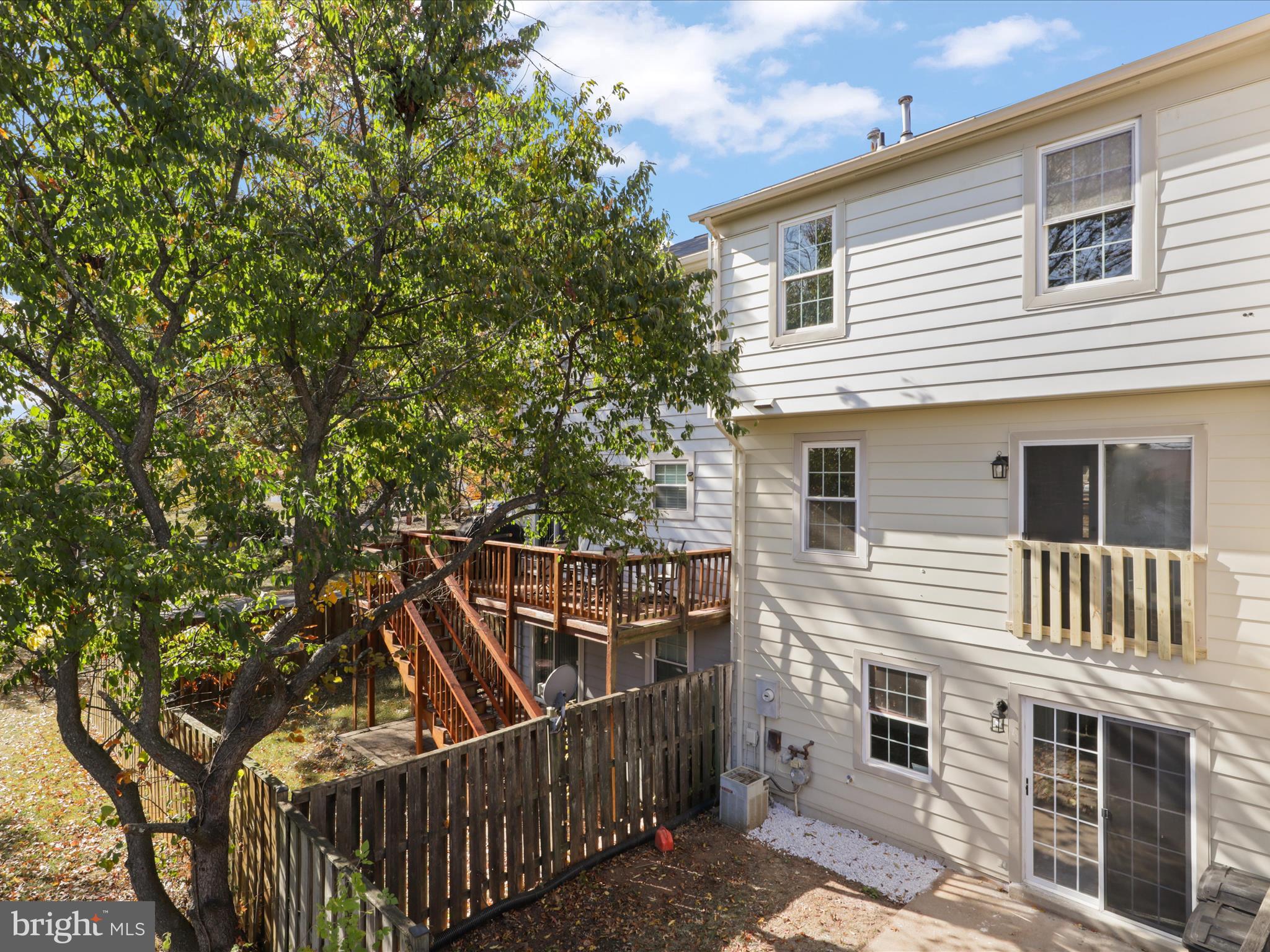 STONEBRIDGE - Residential