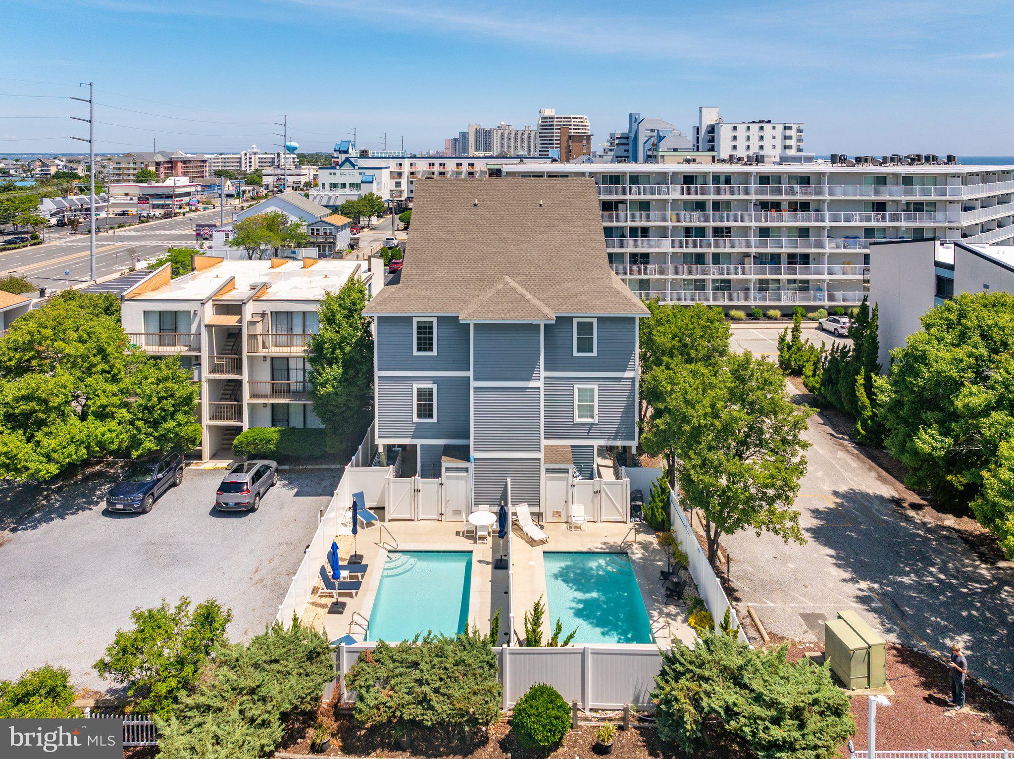 13 80TH STREET B