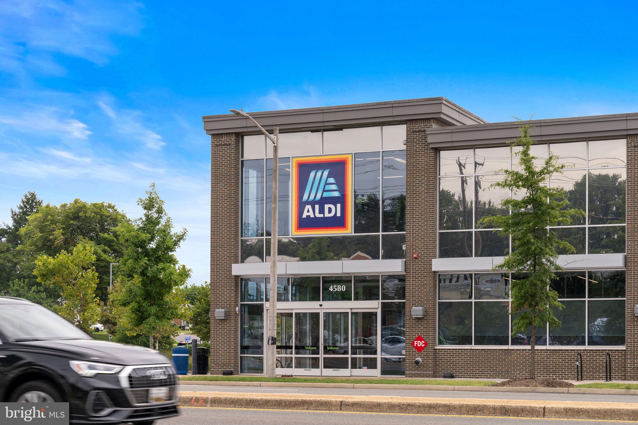 CANTERBURY SQUARE - Residential