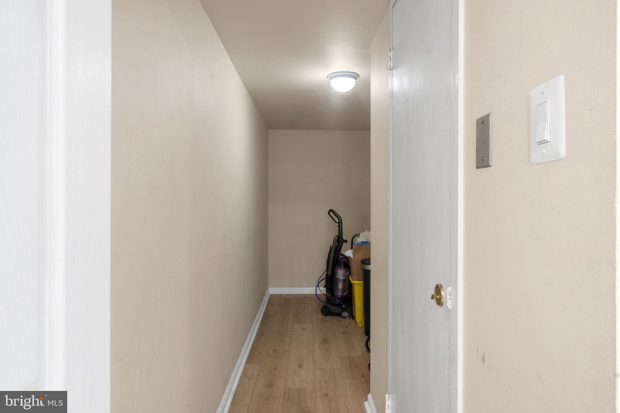 CANTERBURY SQUARE - Residential