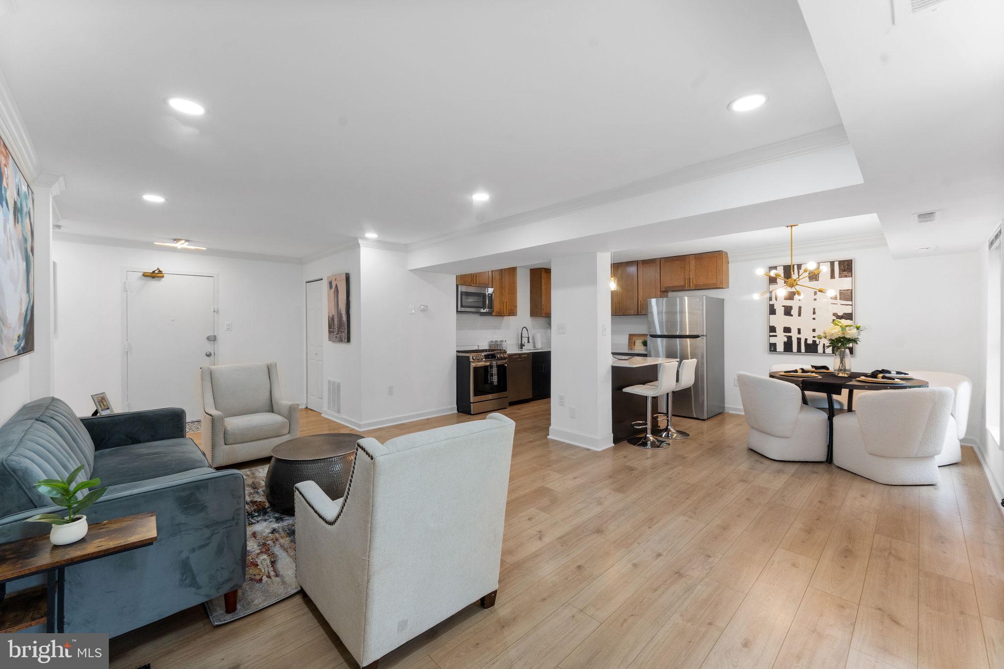 CANTERBURY SQUARE - Residential