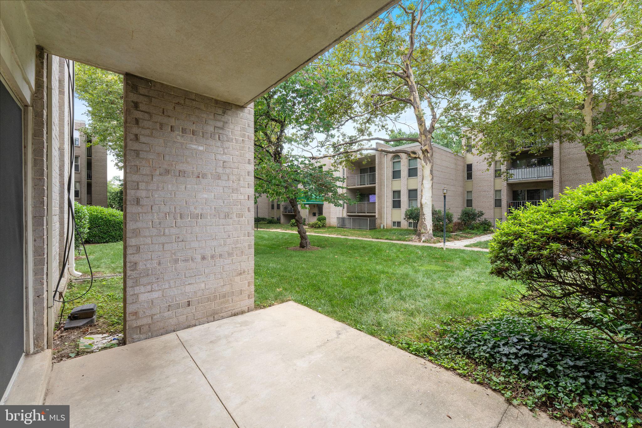 CANTERBURY SQUARE - Residential