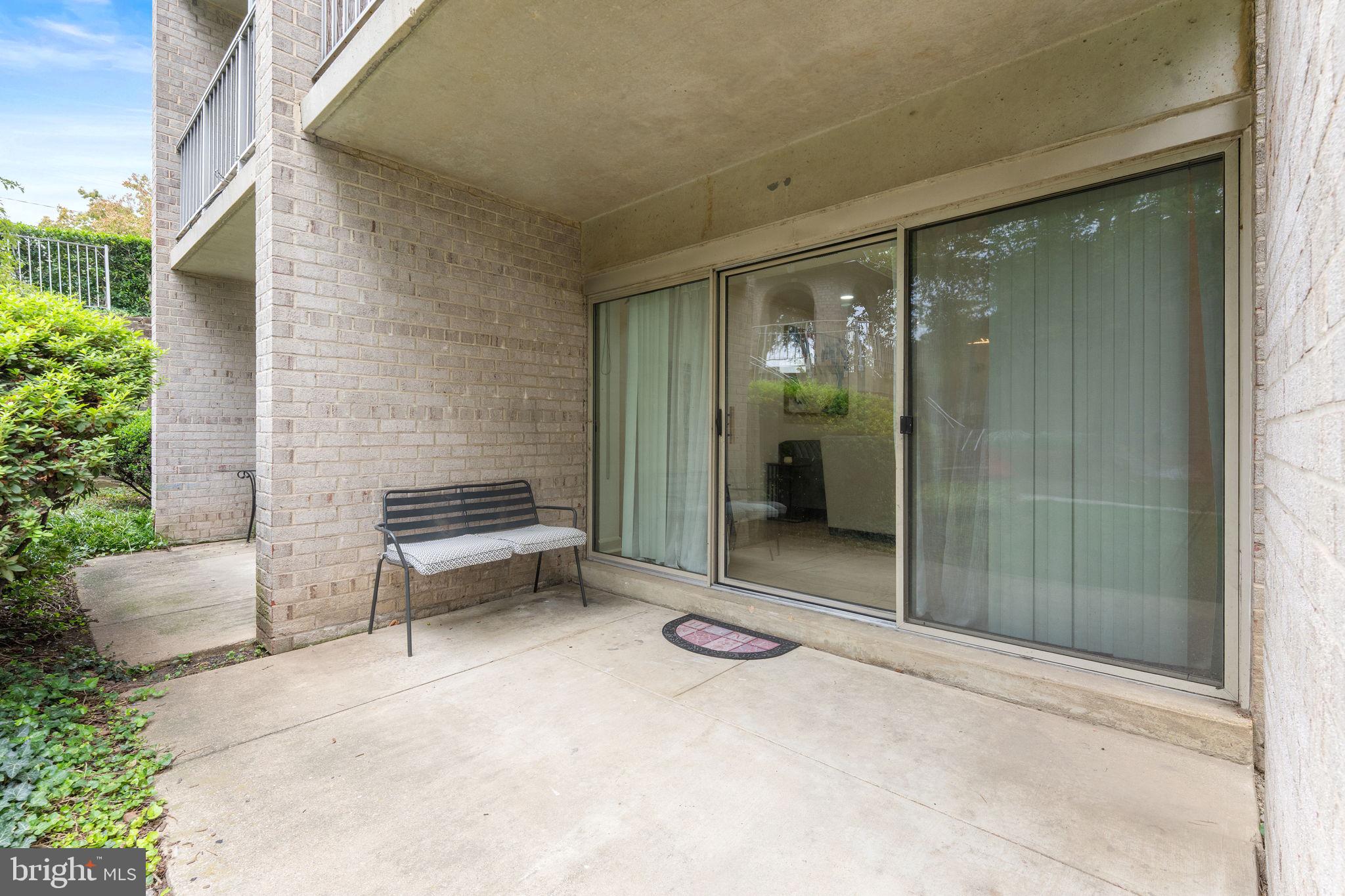 CANTERBURY SQUARE - Residential