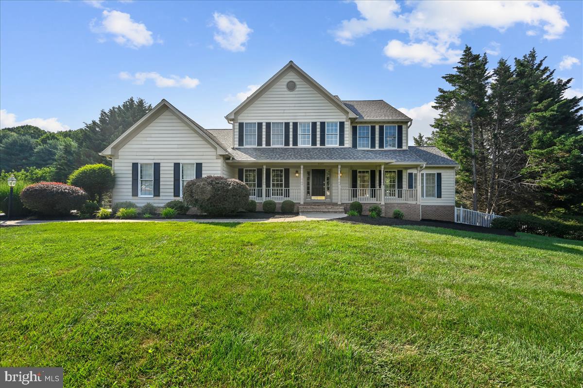 BROOKWOOD FARMS - Residential