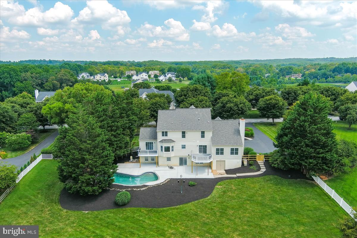 BROOKWOOD FARMS - Residential