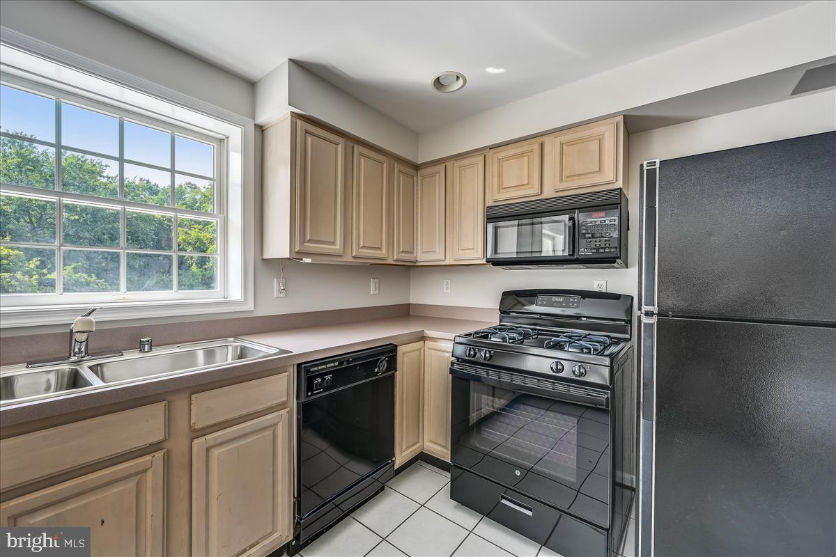 BROOKWOOD FARMS - Residential