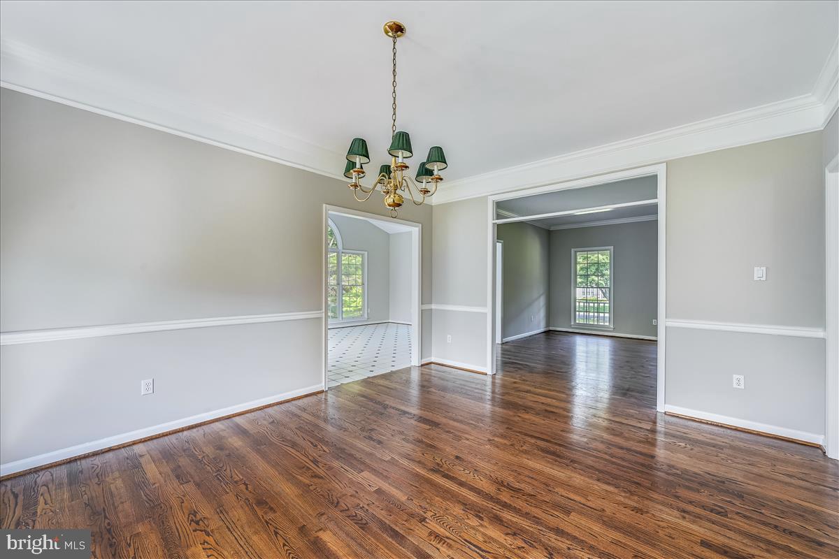 BROOKWOOD FARMS - Residential