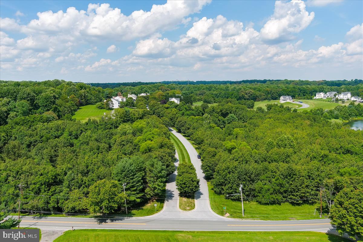 BROOKWOOD FARMS - Residential