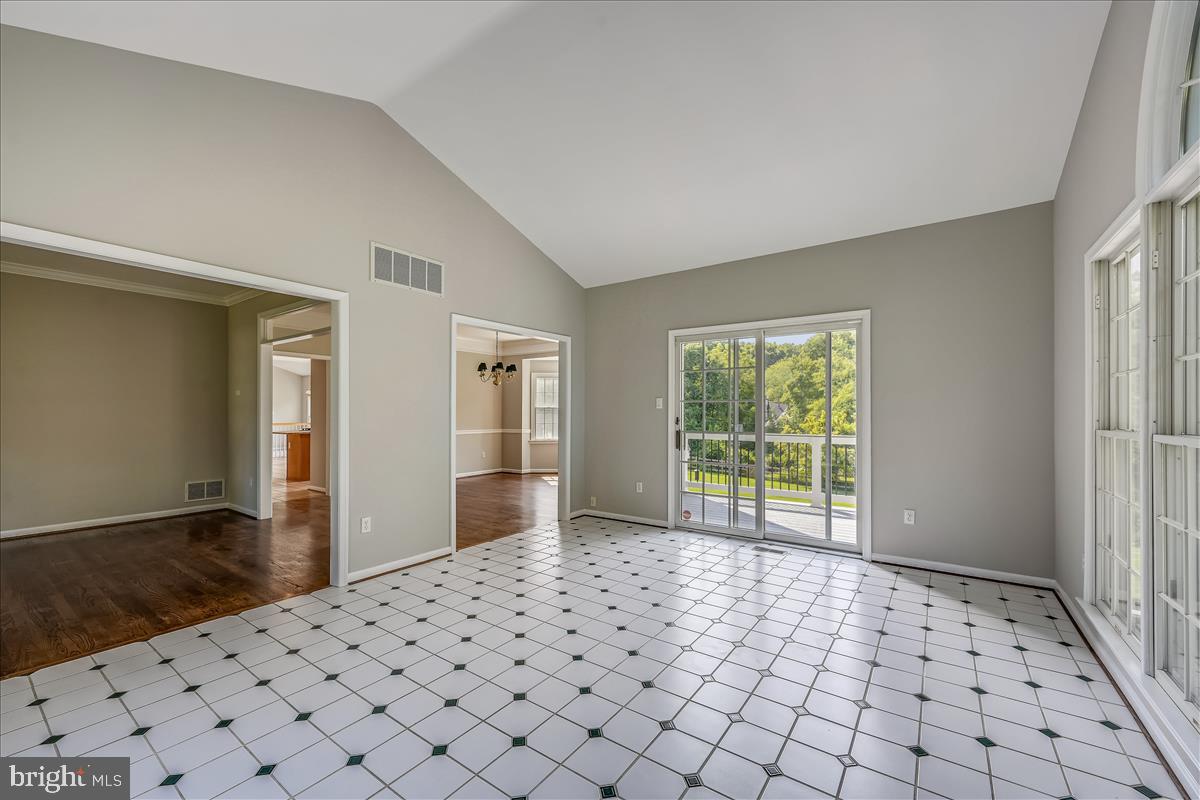 BROOKWOOD FARMS - Residential