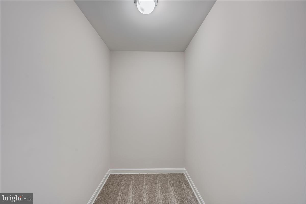 BROOKWOOD FARMS - Residential