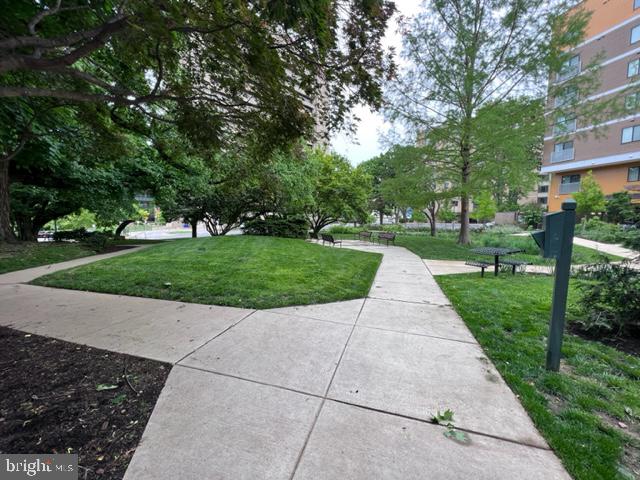 AMERICANA CENTRE - Residential