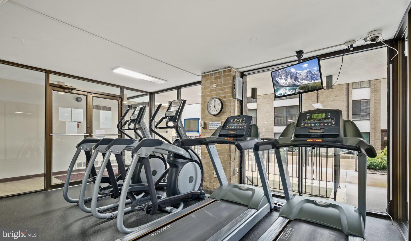 AMERICANA CENTRE - Residential