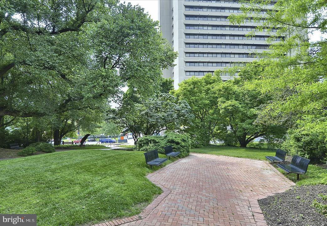 AMERICANA CENTRE - Residential