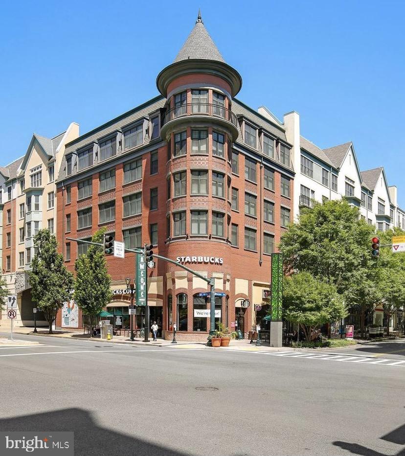 AMERICANA CENTRE - Residential