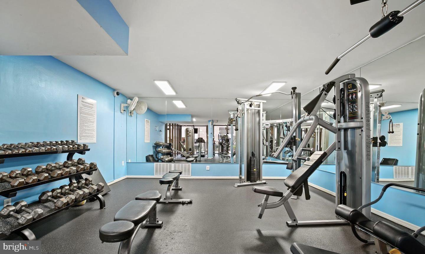 AMERICANA CENTRE - Residential