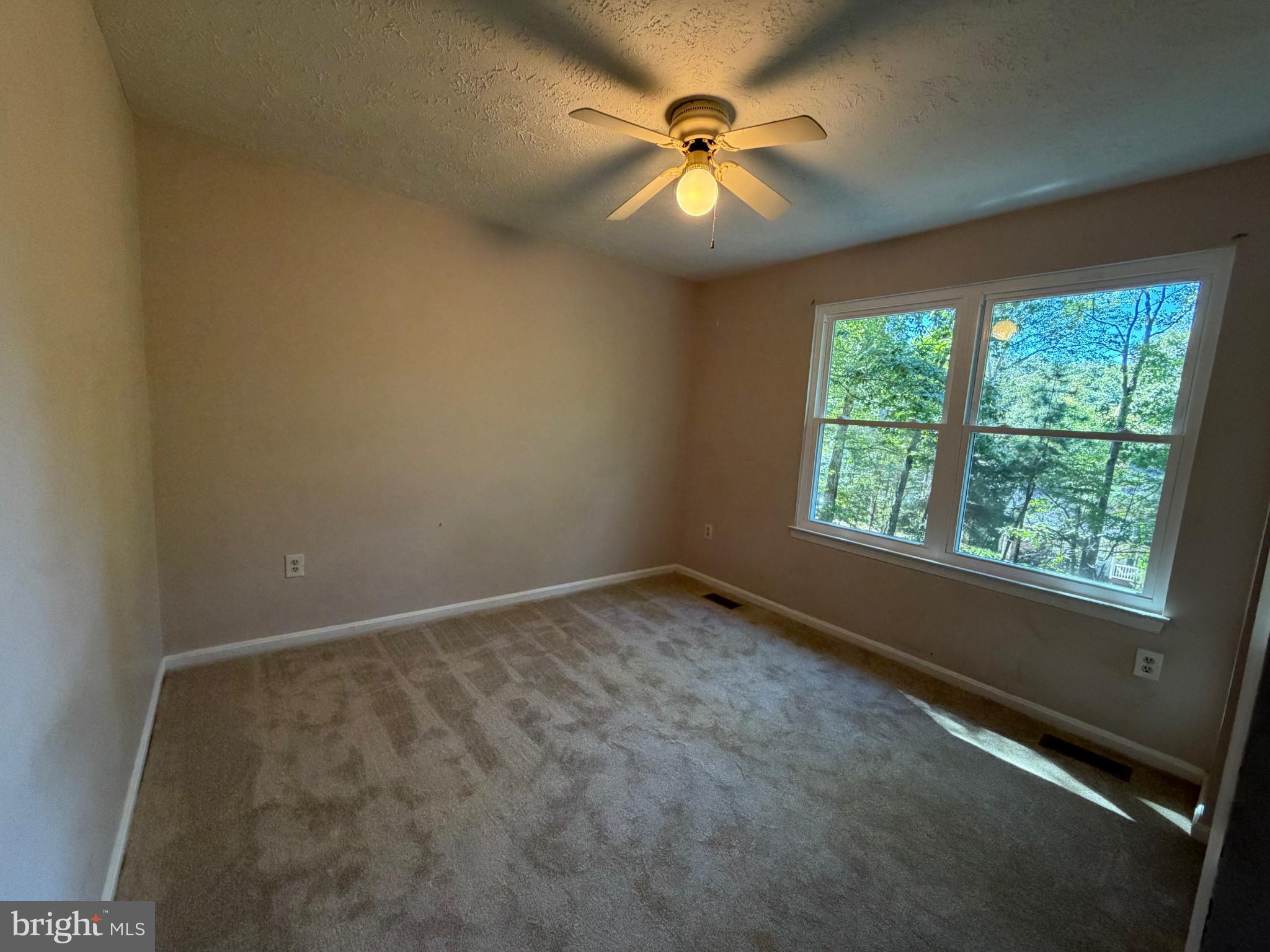 CHESAPEAKE RANCH ESTATES - Residential Lease