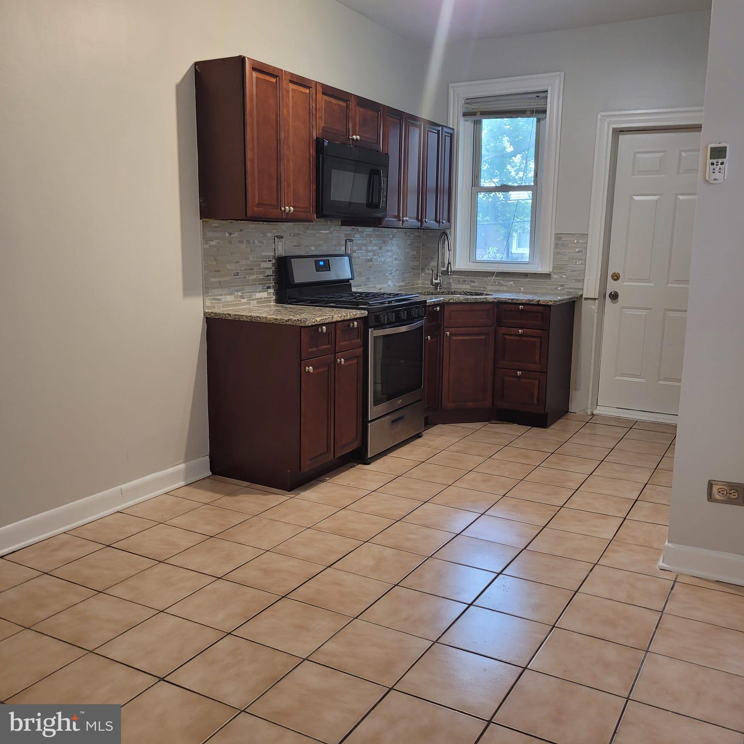 COBBS CREEK - Residential Lease