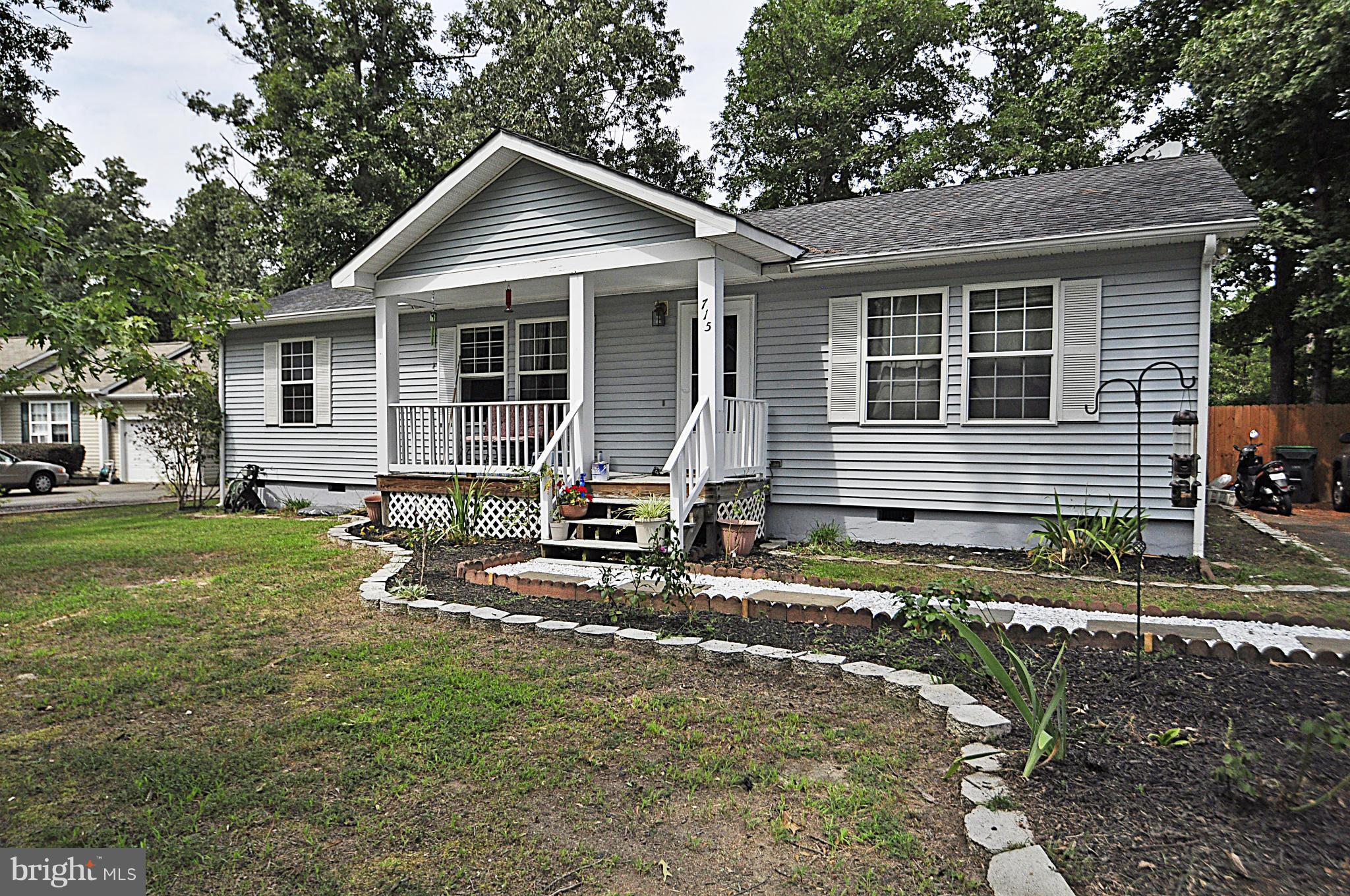 LAKE LAND OR - Residential