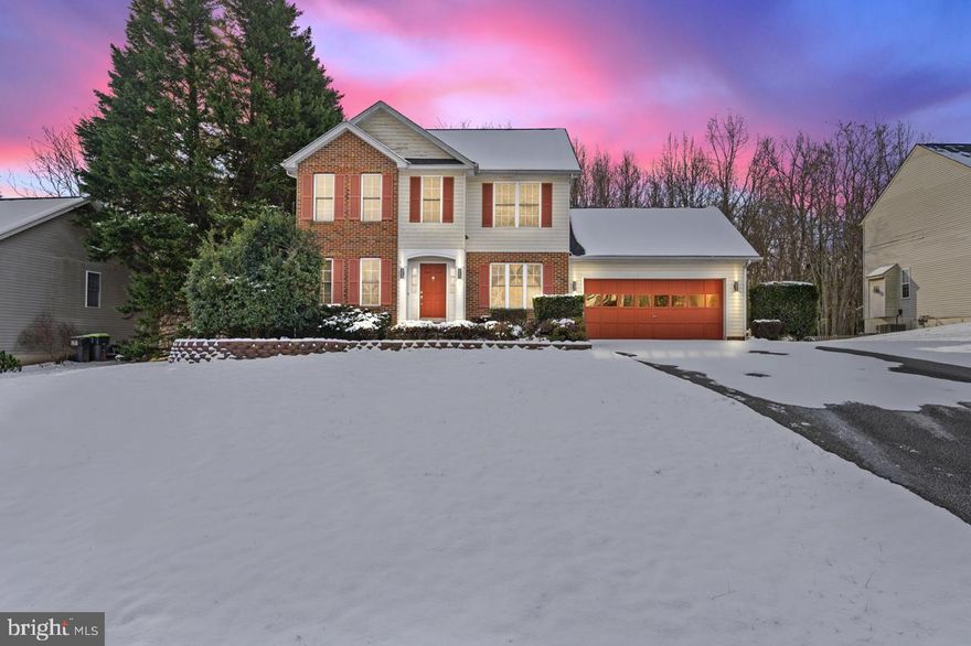 Great Location! Close to Downtown Fredericksburg & easy commute to MCB Quantico & Dahlgren! Minutes to VRE, RT1 & I-95! Pristine home w/ Hardwood flooring, granite countertops & upgraded molding package! Owners' suite w/ tray ceiling & luxury bath w/ jetted tub & separate shower! Upper-level laundry room! Main level powder room w/ granite counters!