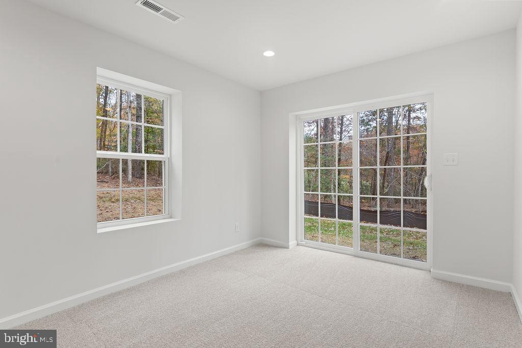 OAKWOOD LAKE ESTATES - Residential