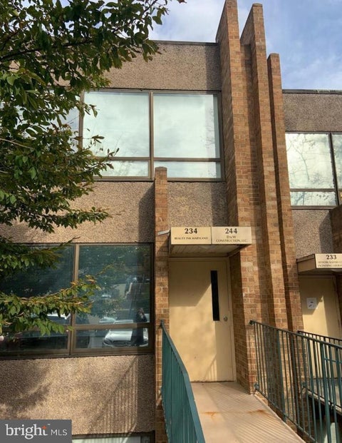 Photo of 2 Professional Drive #244, GAITHERSBURG, MD 20879 (MLS # MDMC2259344)