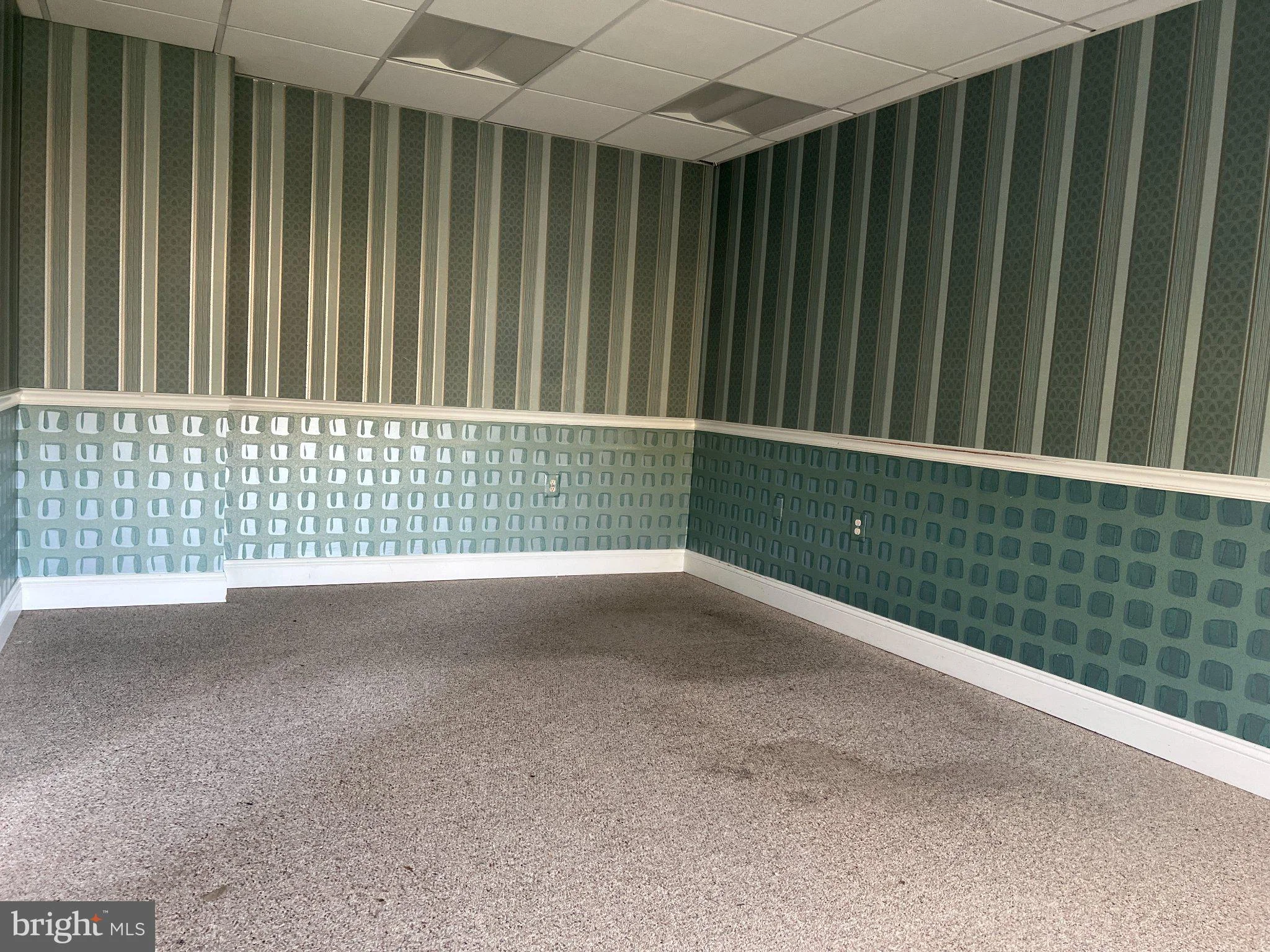 2 Professional Drive Unit 244, Gaithersburg, MD 20879
