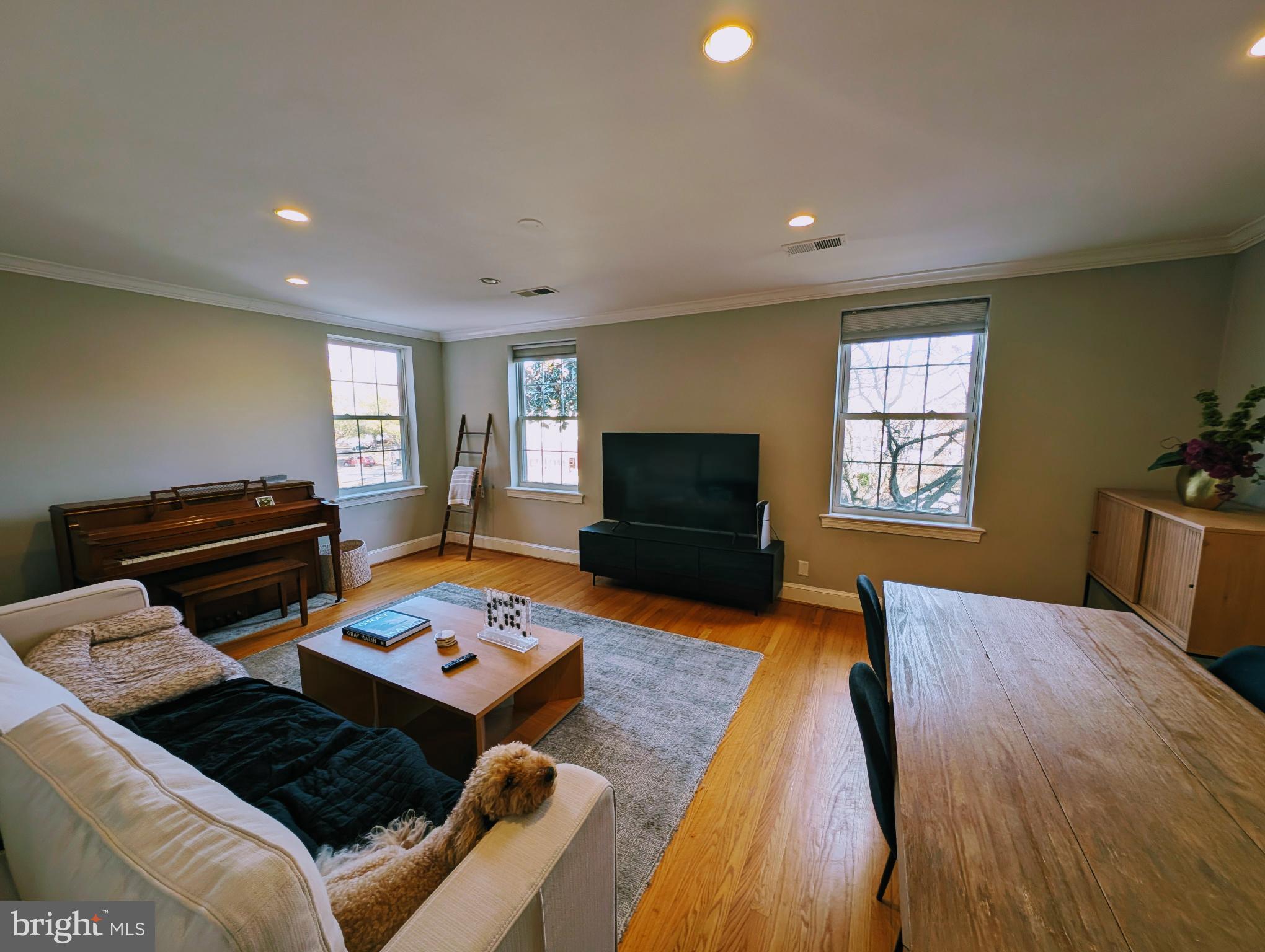 ROSEMONT - Residential Lease