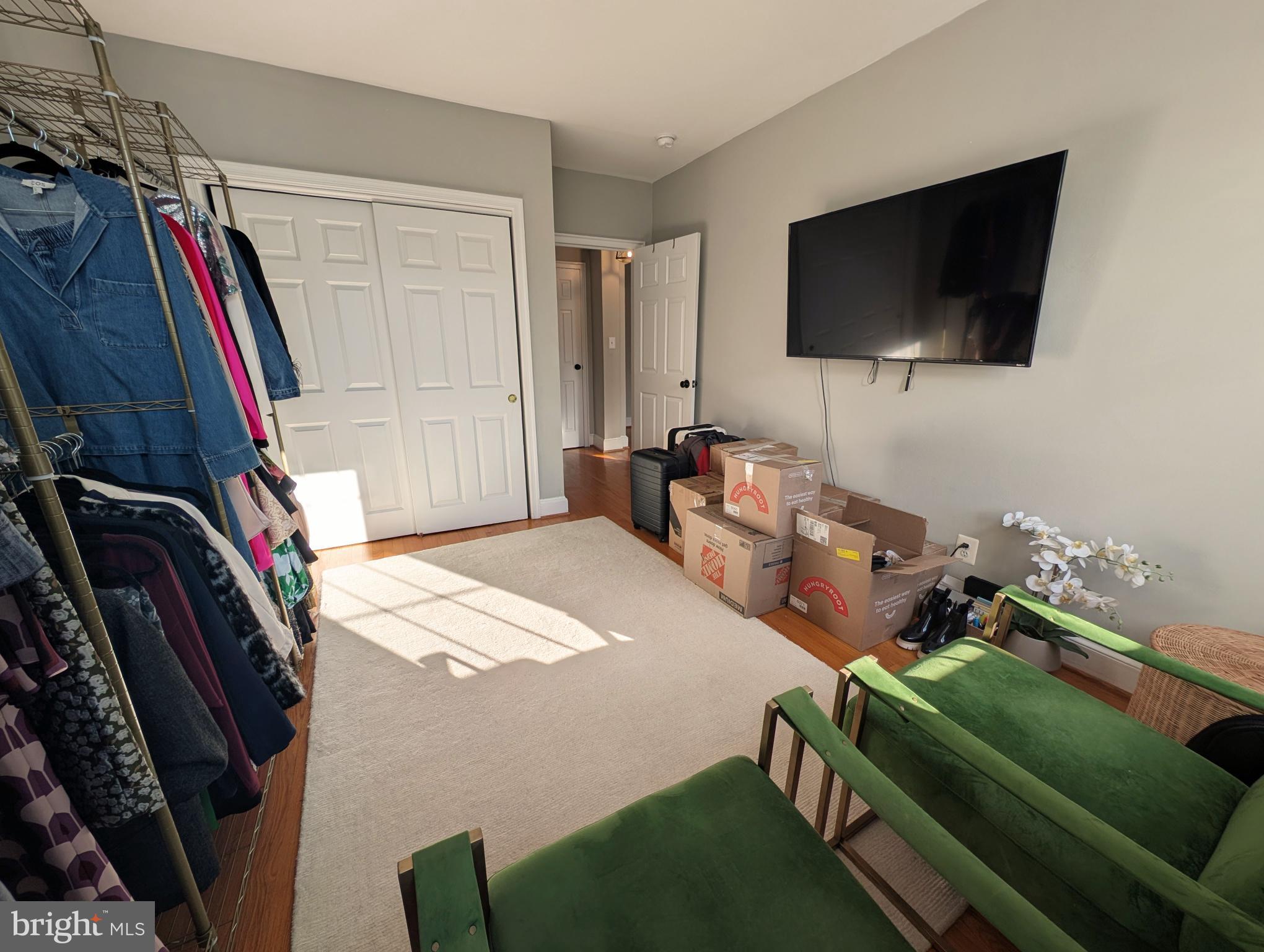 ROSEMONT - Residential Lease